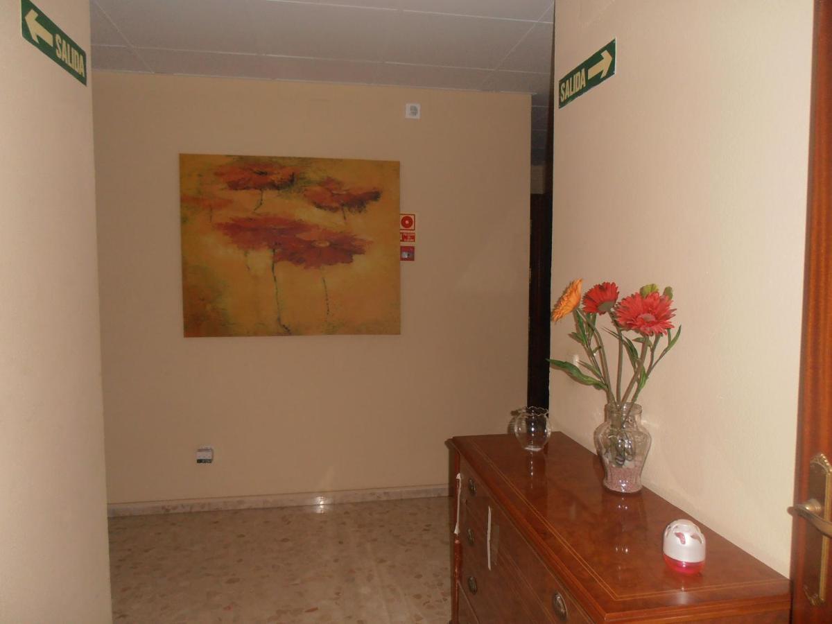 Hostal Carlos III El Ejido Bagian luar foto